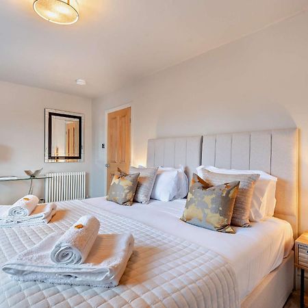 Shrewsbury Townhouse - Free Parking Villa Kültér fotó