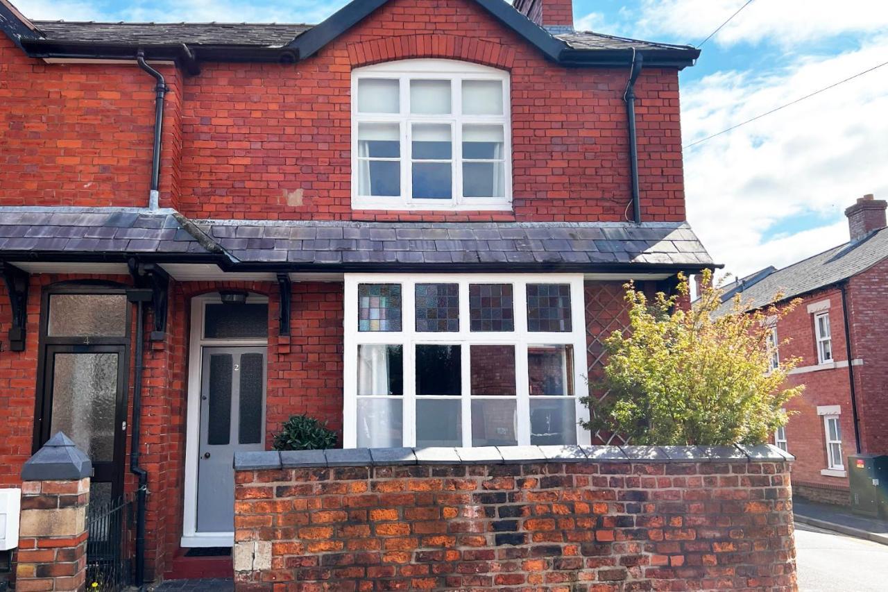 Shrewsbury Townhouse - Free Parking Villa Kültér fotó
