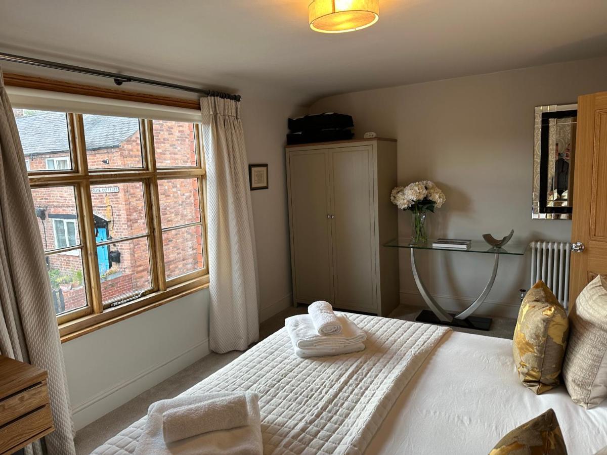 Shrewsbury Townhouse - Free Parking Villa Kültér fotó
